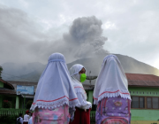 إندونيسيا تسعى لمساعدة ضحايا ثوران بركان ميرابي في الحصول على تعويضات