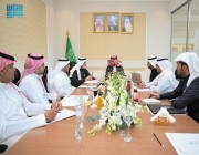 الأمير سعود بن نهار يلتقي مدير جامعة الطائف