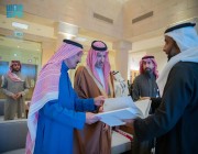 الأمير فيصل بن سلمان يزور دارة الملك عبدالعزيز ويشيد بدورها في تعزيز القيمة الحضارية والثقافية للمملكة