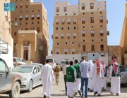 فريق من دارة الملك عبدالعزيز يزور مدينة شبام اليمنية ويناقش العديد من المشاريع التراثية والثقافية