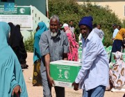مركز الملك سلمان للإغاثة يوزع 1.200 سلة غذائية في مدينتي بربرة وشيخ بإقليم الساحل بجمهورية الصومال
