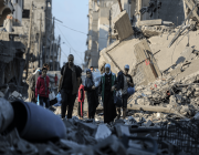 مستشار الرئيس الفلسطيني: الوضع في غزة يسوء مع مرور كل لحظة