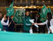 "جماهير الأخضر" بمطار الملك فهد متجهين لـ"قطر"