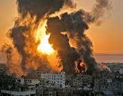 استشهاد عشرات الفلسطينيين جراء قصف إسرائيلي على قطاع غزة
