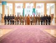 الأمير حسام بن سعود يكرّم عدداً من منسوبي الدفاع المدني في الباحة