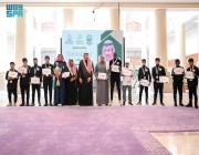 الأمير حسام بن سعود يكرّم نادي الباحة لذوي الإعاقة بعد تحقيقهم المركز الأول على مستوى المملكة لألعاب القوى