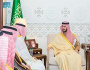 الأمير سعود بن بندر بن عبدالعزيز يستقبل مدير عام التعليم المنطقة الشرقية