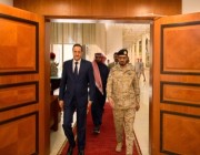 بحث الموقف العام لتحقيق الأمن باليمن