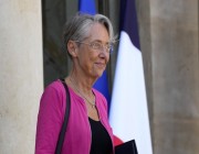 فرنسا.. استقالة رئيسة الوزراء إليزابيت بورن