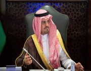 نائب أمير مكة يرأس اجتماعاً بحضور وزير النقل والرئيس التنفيذي لهيئة تطوير جدة وعددٌ من مسؤولي شركة روشن