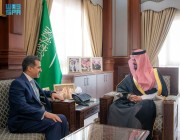 الأمير سلمان بن سلطان يستقبل القنصل العام لجمهورية العراق