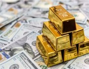 الذهب يتخلى عن قمته التاريخية ويتماسك فوق 2100 دولار للأونصة