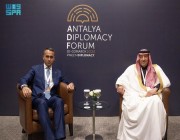 نائب وزير الخارجية يلتقي المبعوث الخاص للاتحاد الأوروبي لشؤون الخليج