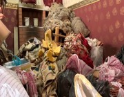 ‏فيديو | مداهمة استراحة في حي السلي حولتها عمالة إلى معمل لغش “الأرز” في الرياض