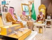 أمير القصيم يستقبل رئيس وأعضاء مجلس إدارة جمعية البر بالرس بمناسبة التشكيل الجديد