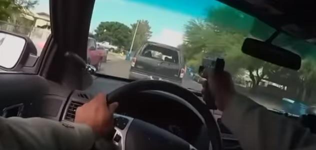 فيديو.. مطاردة هوليوودية وسط إطلاق كثيف للنار بين شرطة لاس فيجاس ومُشتبَهٍ بهما