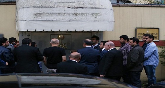 بالصور..لحظة وصول فريق التحقيق إلى قنصلية المملكة بإسطنبول