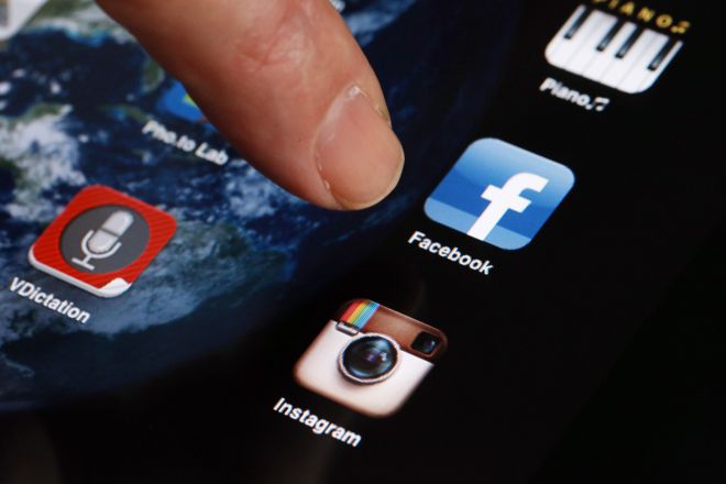 كيف تتجنب سرقة الهوية بشبكات التواصل الاجتماعي؟