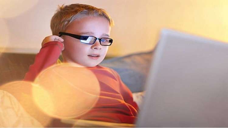 نظارات غوغل الذكية “تعالج” الأطفال من التوحد