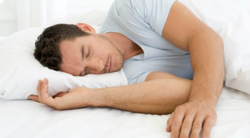 دراسة: النوم المبكر وصفة نجاح