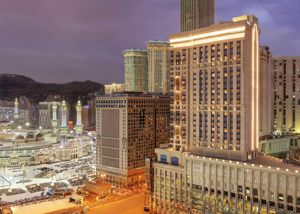 9 وظائف شاغرة لدى فنادق هيلتون في مكة