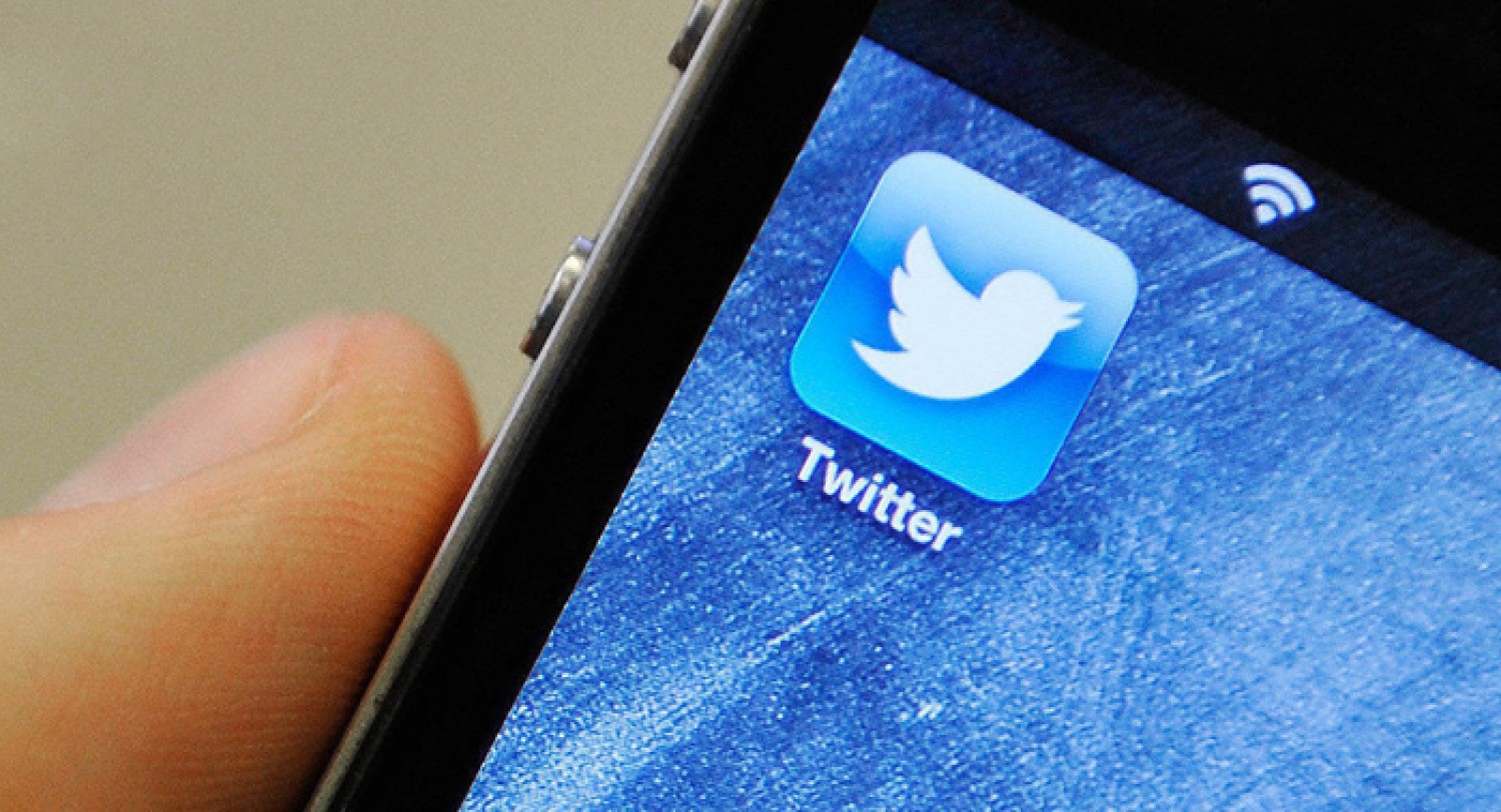 «تويتر» يطلق إصداراً جديداً للهواتف يحفظ طاقة البطارية