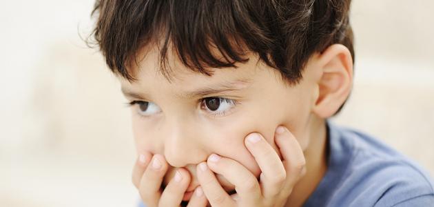 تحذير للآباء والأمهات.. 6 أعراض مبكرة لتوحد الأطفال