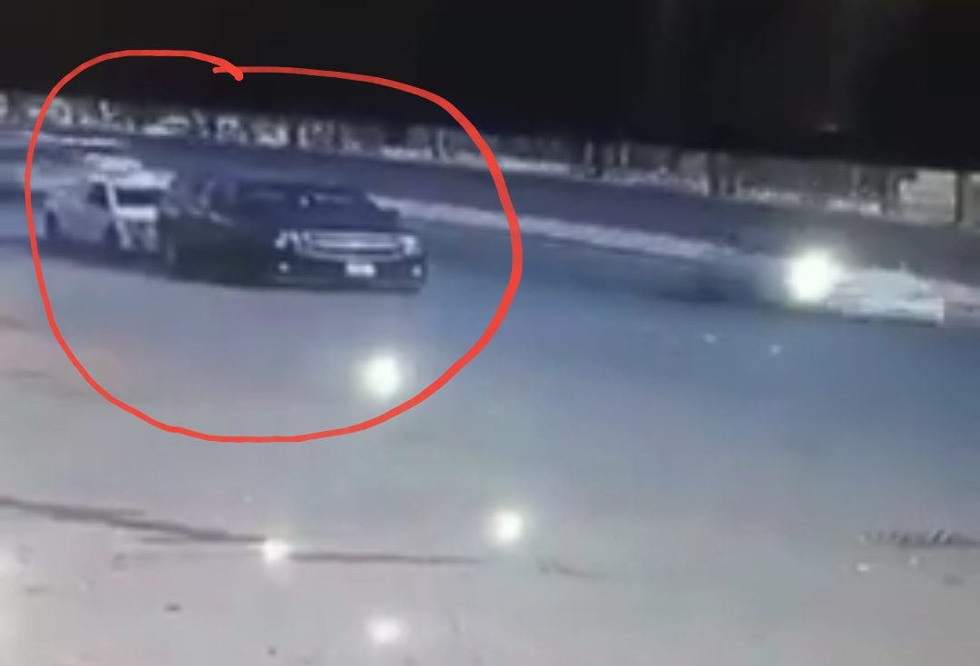 بالفيديو: سرقة سيارة بـالصدم المتعمد في وضح النهار