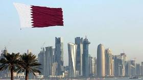 قطر تبدل موقفها وتعلن رفضها بيانَيْ قمة مجلس التعاون والقمة العربية