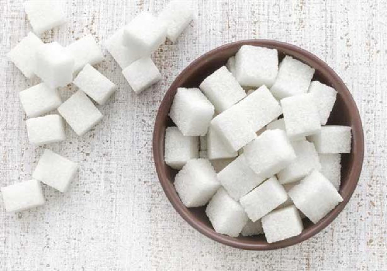 ماذا يحدث لجسمك عند الامتناع عن تناول السكر؟