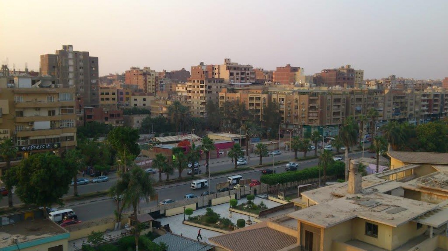 العثور على جثتي مواطن سعودي وخادمته في شقة سكنية بمصر