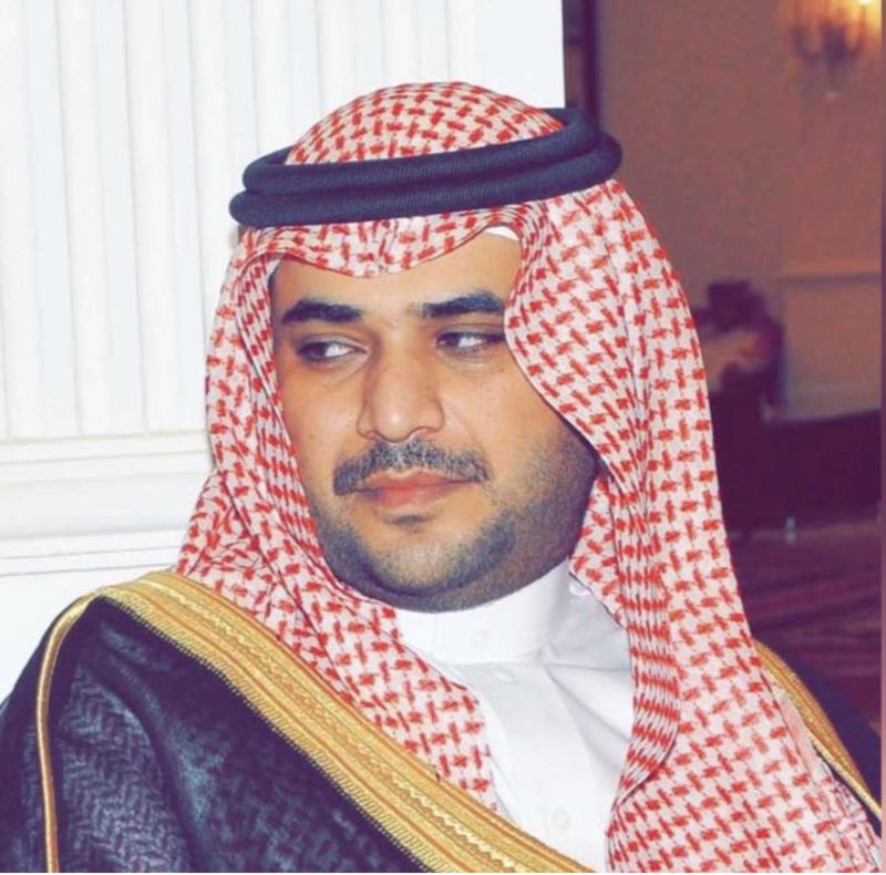 مصادر: لا توجد حسابات رسمية لـ “سعود القحطاني” في وسائل التواصل الاجتماعي في الوقت الراهن