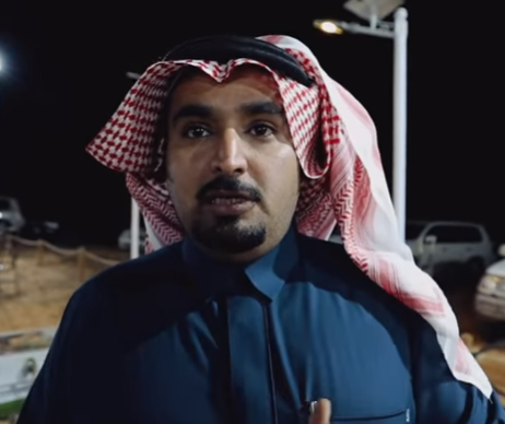 من جالب خضار إلى رجل أعمال وطباخ شهير.. شاب سعودي يروي قصص فشله ونجاحه (فيديو)