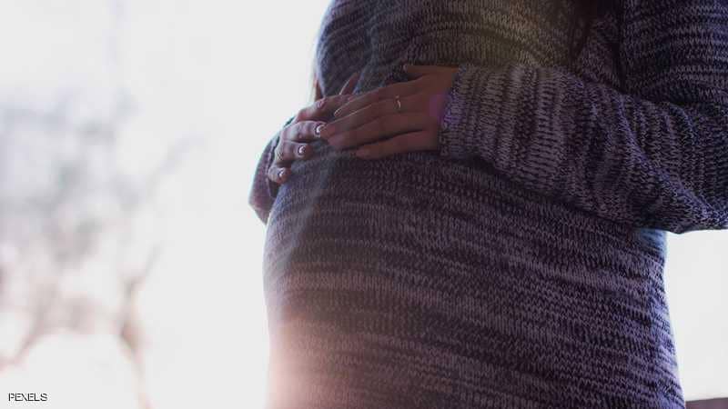 الحمل في”زمن كورونا”.. توجيه نصيحة للأزواج