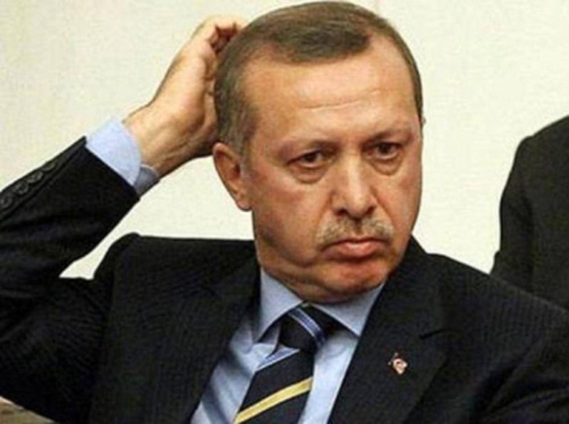أردوغان يرسل شحنات كمامات وقفازات معقمة لاسترضاء إسرائيل