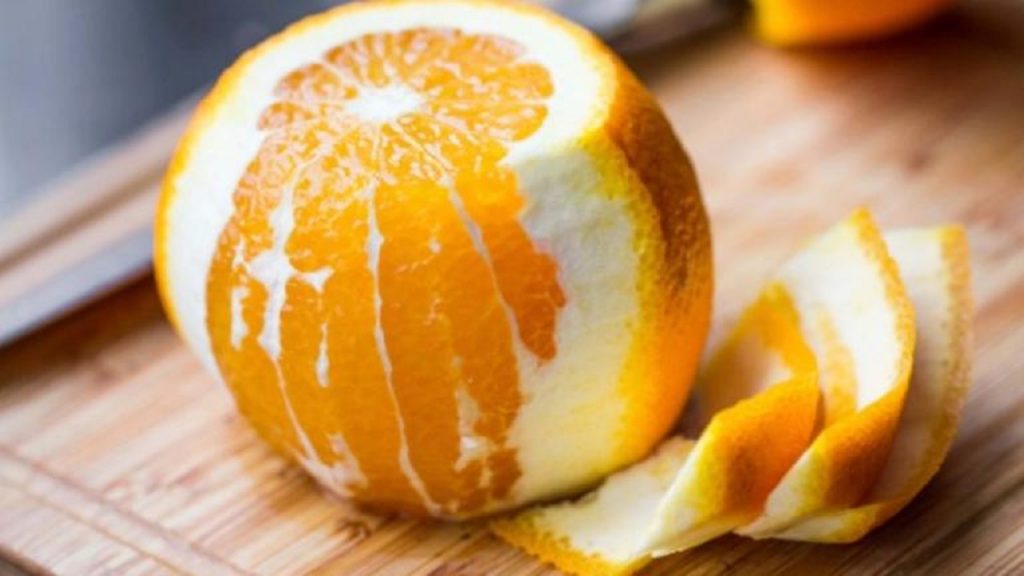 فوائد مذهلة لقشور البرتقال والليمون