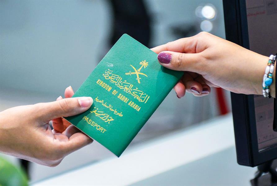 تفادياً لإلغائها.. “الجوازات” تحث المواطنين على استلام جوازات سفرهم بعد إصدارها أو تجديدها