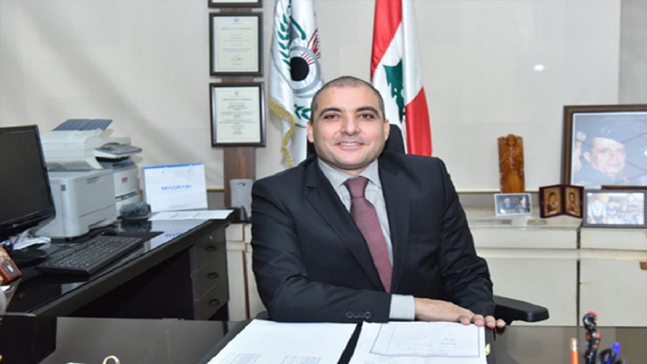 مطالب بإعدام مدير الجمارك اللبناني بعد انفجار مرفأ بيروت (تعرف عليه)