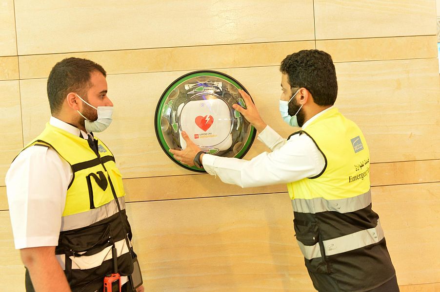 هيئة الطيران المدني توفر أجهزة مزيل الرجفان القلبي في المطارات السعودية