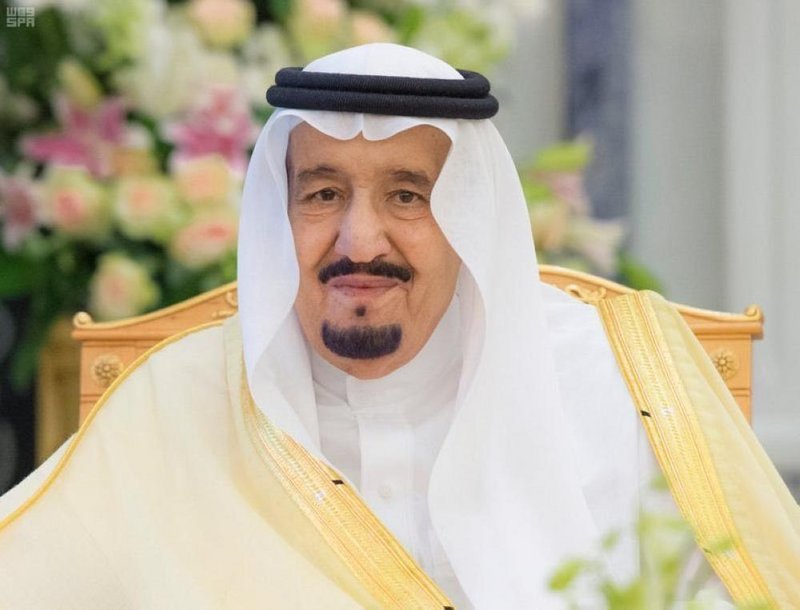 بموافقة الملك سلمان.. منح 23 مواطنًا ومواطنة وسام الملك عبدالعزيز