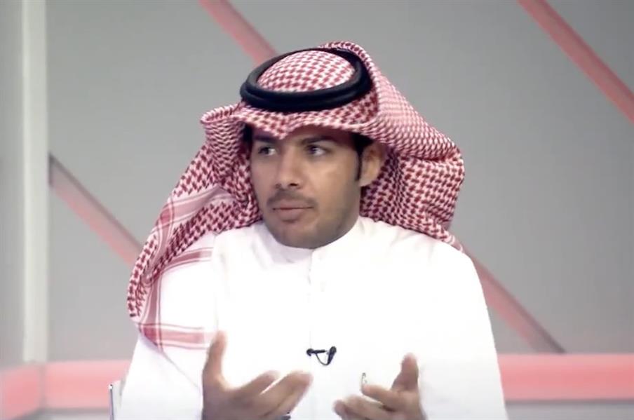حمد بن جروان يمازح والدته على الهواء بمباركة زواج والده.. والأخيرة ترد (فيديو)