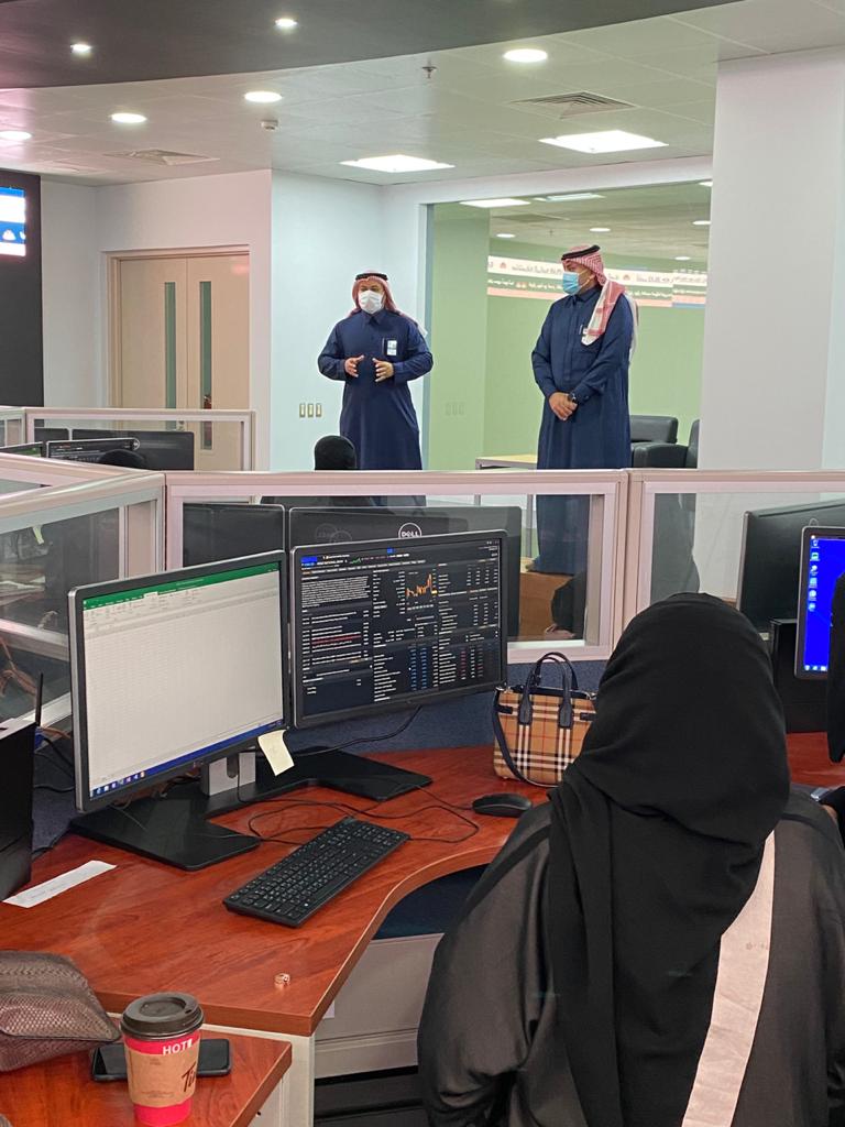 كلية إدارة الأعمال بجامعة الإمام عبد الرحمن تطبّق نظام “الايكون” المالي