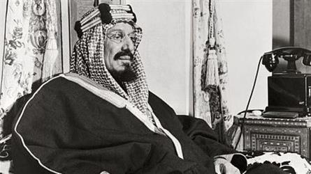 “المنيع”: رأيت دموع الملك عبدالعزيز عندما تحدث لنا حينما كنا طلابا بالمعهد العلمي قبل 69 عاما