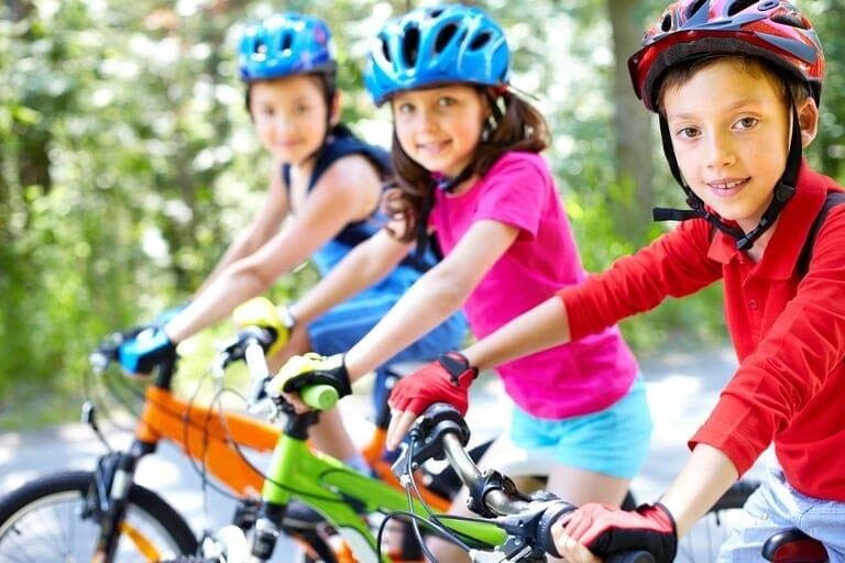 “النيابة العامة”: لا يجوز تأجير الدراجات للأطفال تحت 12 سنة