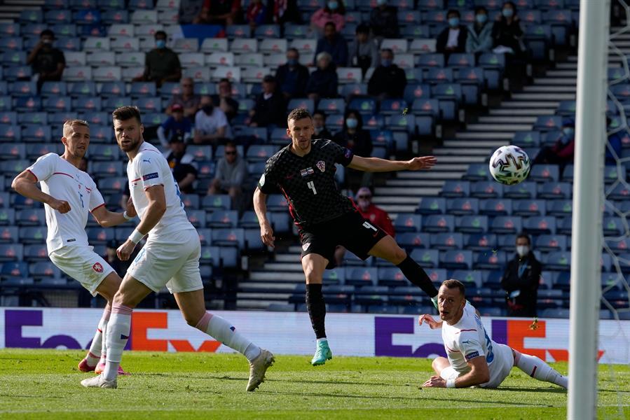 منتخب كرواتيا يتعادل مع التشيك في يورو 2020 (فيديو وصور ...