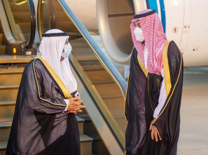 الأمير محمد بن سلمان يستقبل ولي العهد بدولة الكويت لدى وصوله الرياض