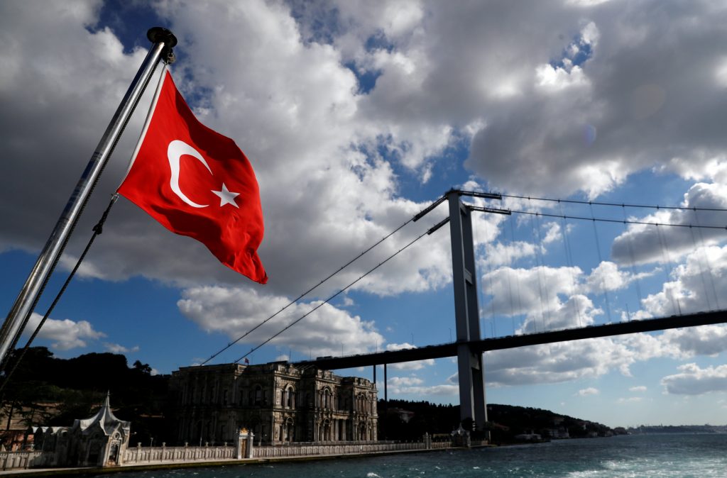 تركيا.. عدد الوافدين الأجانب والسياح أقل من رُبع المسجل في 2019