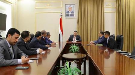 الحكومة اليمنية ترحب ببيان المملكة وتؤكد التزامها باتفاق الرياض