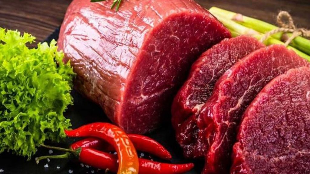 قائمة أطعمة قد تسبب سكتات قلبية.. واللحوم الحمراء في الصدارة