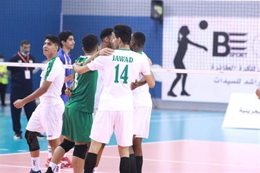 أخضر الطائرة يتأهل لنهائي البطولة الخليجية للناشئين (صور)